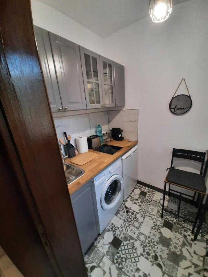 Park Studio Apartment Bucureşti Ngoại thất bức ảnh